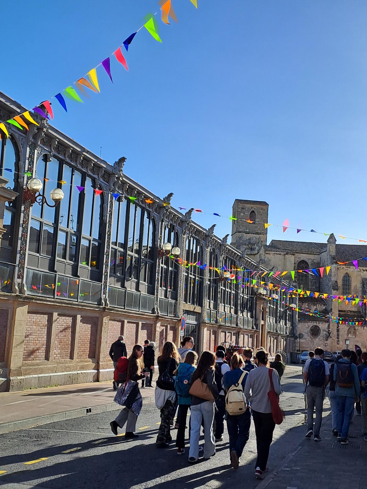 Narbonne Markthalle